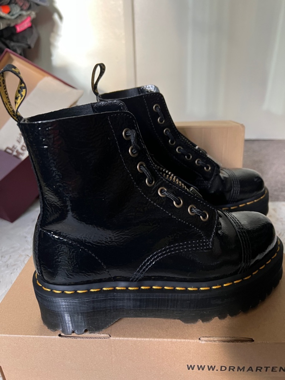 Dr. Martens Women's Black Patent Sinclair - Picture 2 of 7